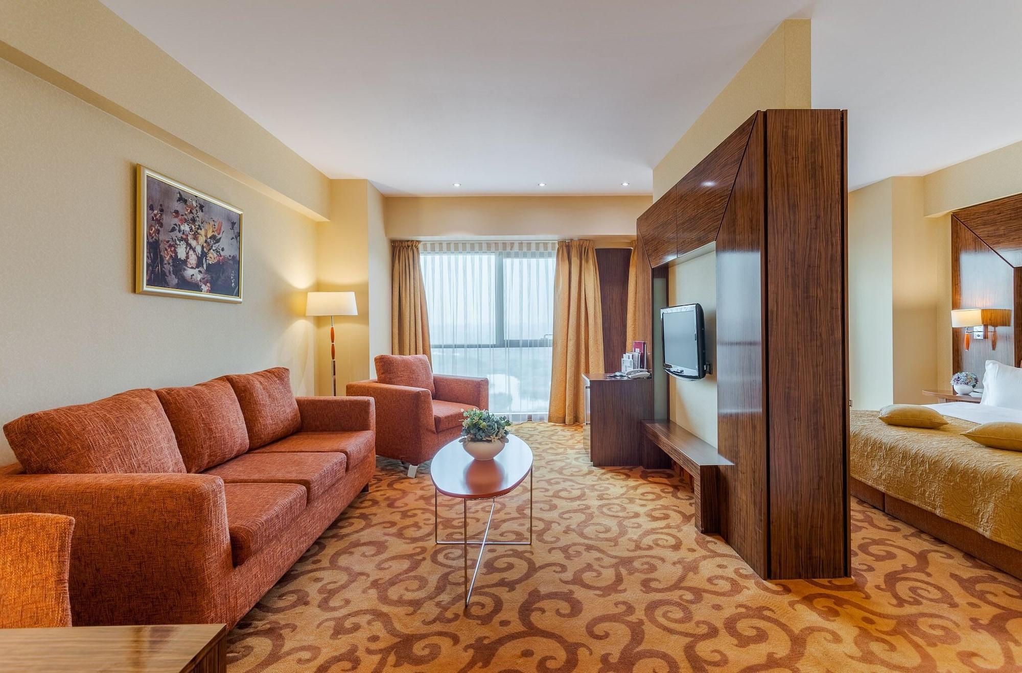 Hotel Rin Grand Bucureşti
