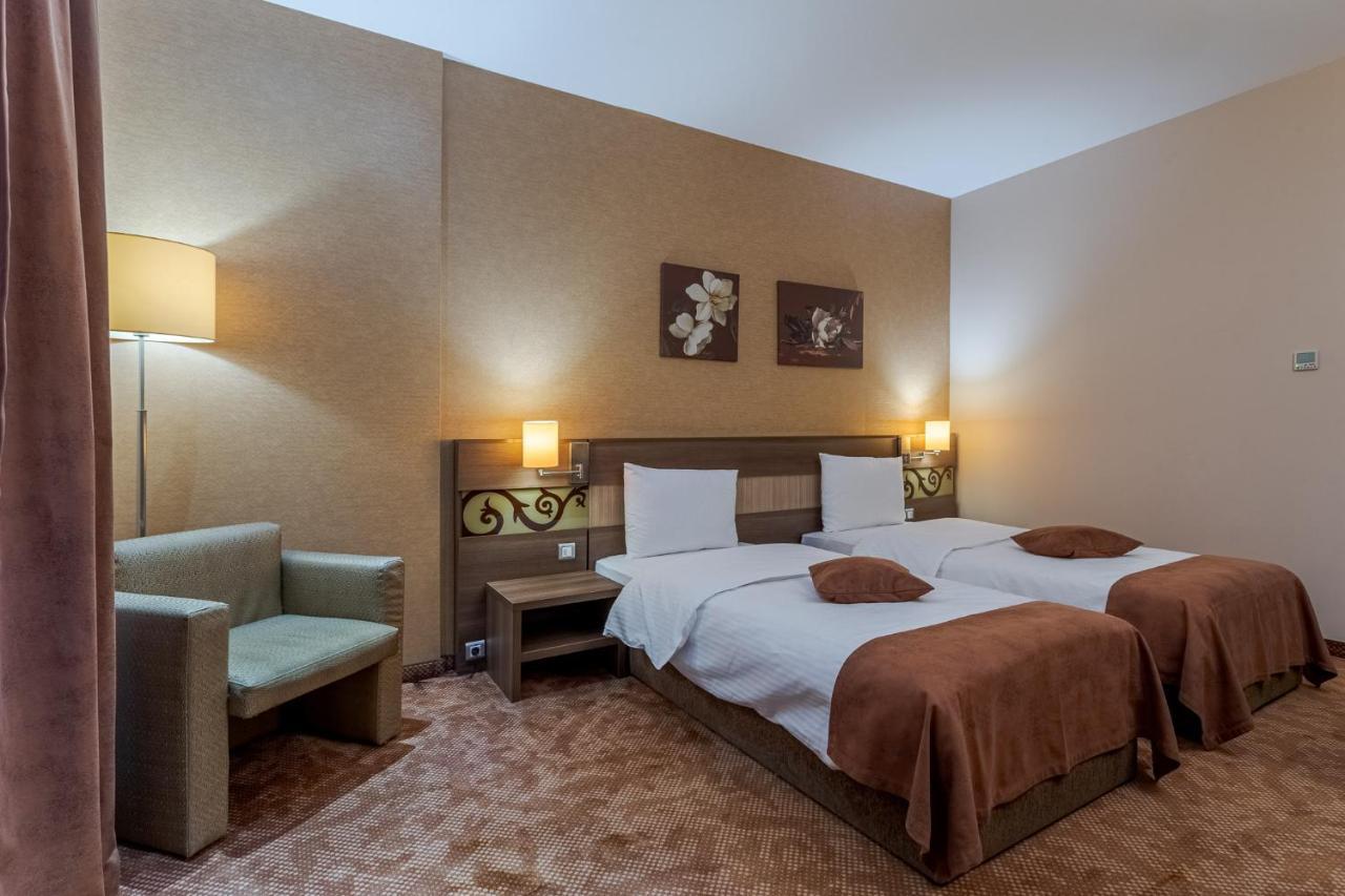 Rin Grand 4* Bucureşti